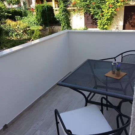 Studio In With Terrace, Air Conditioning, Wifi 4492-2 *