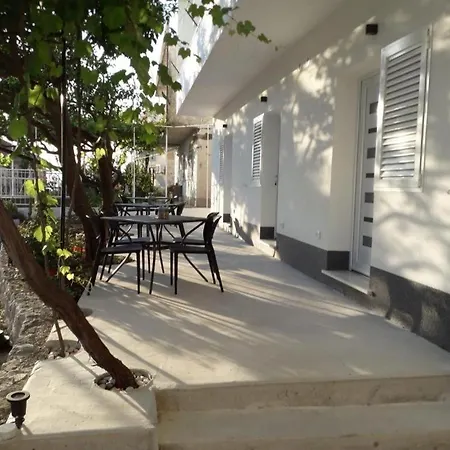 Studio In With Terrace, Air Conditioning, Wifi 4492-2 *